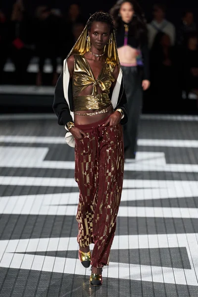 Look 55